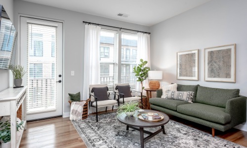 Modern apartment living room featured in virtual tours at Founders Park apartments in Columbus, Ohio